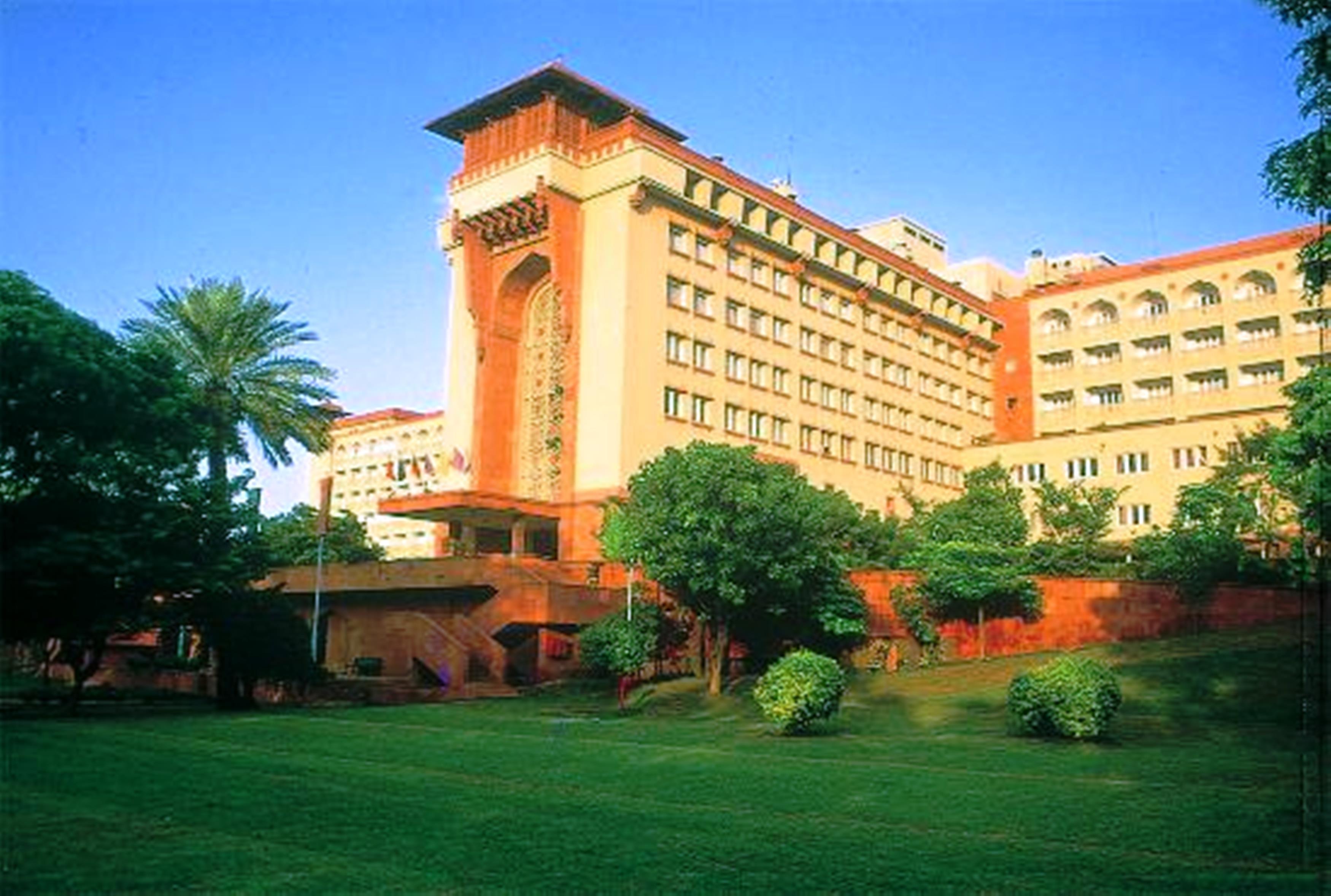 The Ashok, New Delhi Hotel Buitenkant foto The Taj Mahal Palace, Mumbai