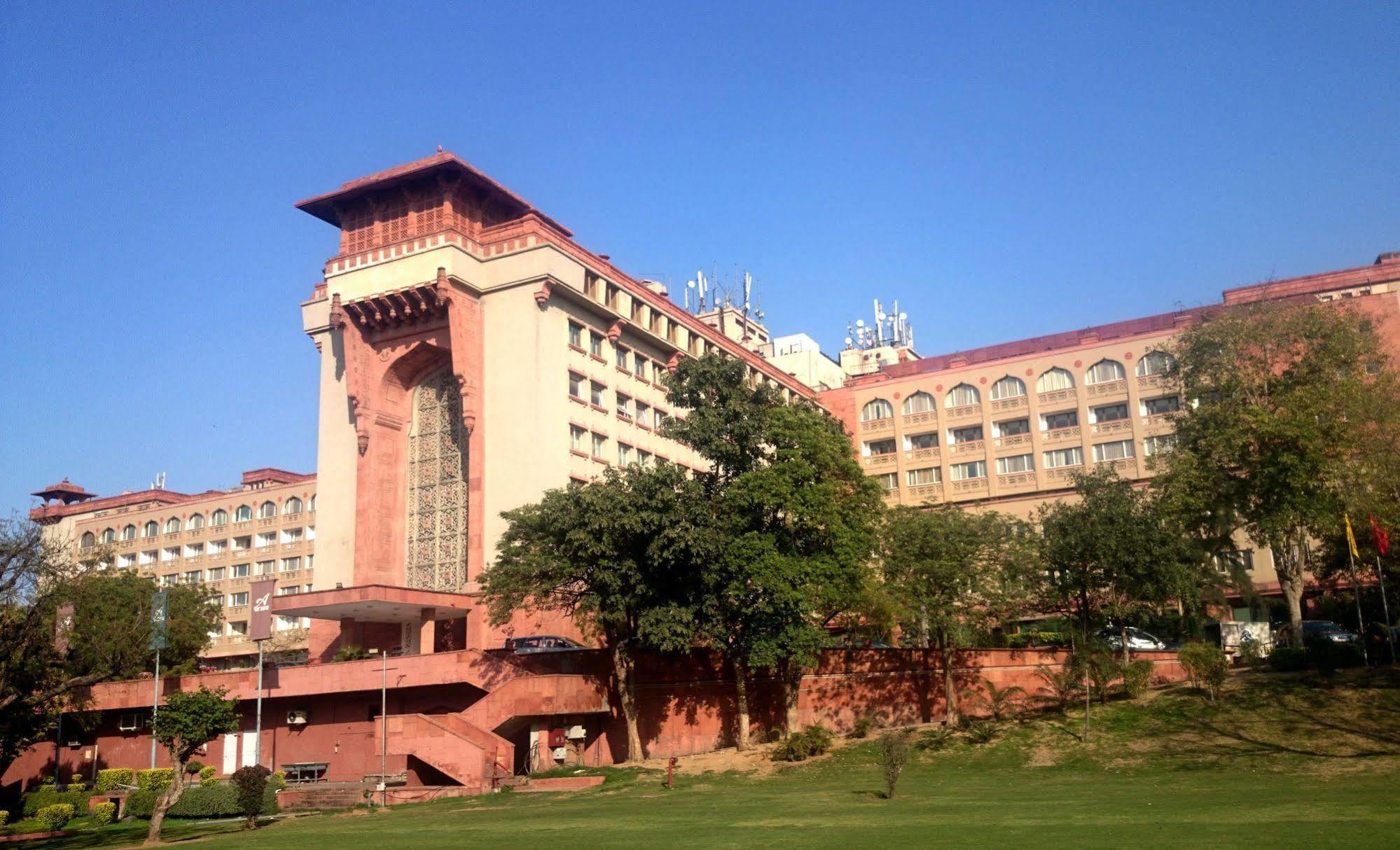 The Ashok, New Delhi Hotel Buitenkant foto AIIMS, Delhi