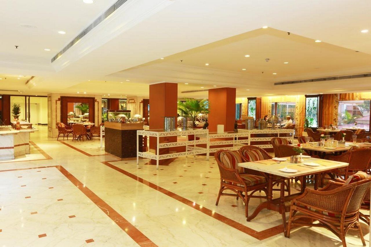 The Ashok, New Delhi Hotel Buitenkant foto The lobby